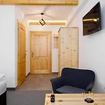 Taternik - 5 Bedrooms - Mountain View