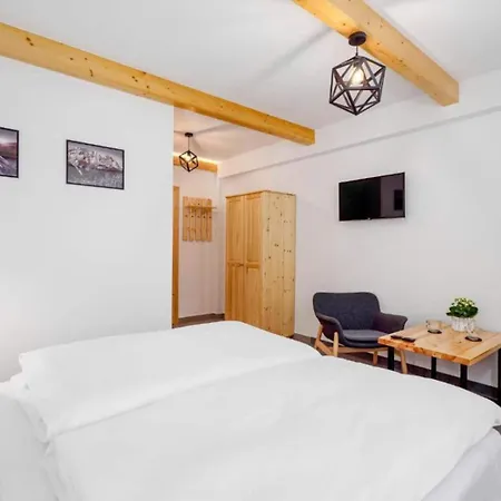 Taternik - 5 Bedrooms - Mountain View דירה