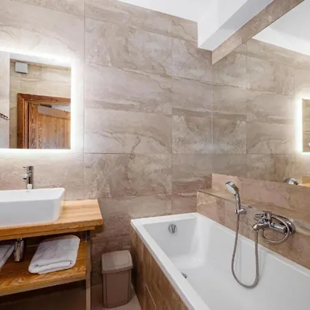 Taternik - 5 Bedrooms - Mountain View Апартаменты *