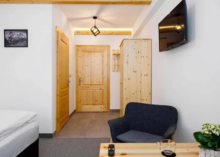 Taternik - 5 Bedrooms - Mountain View